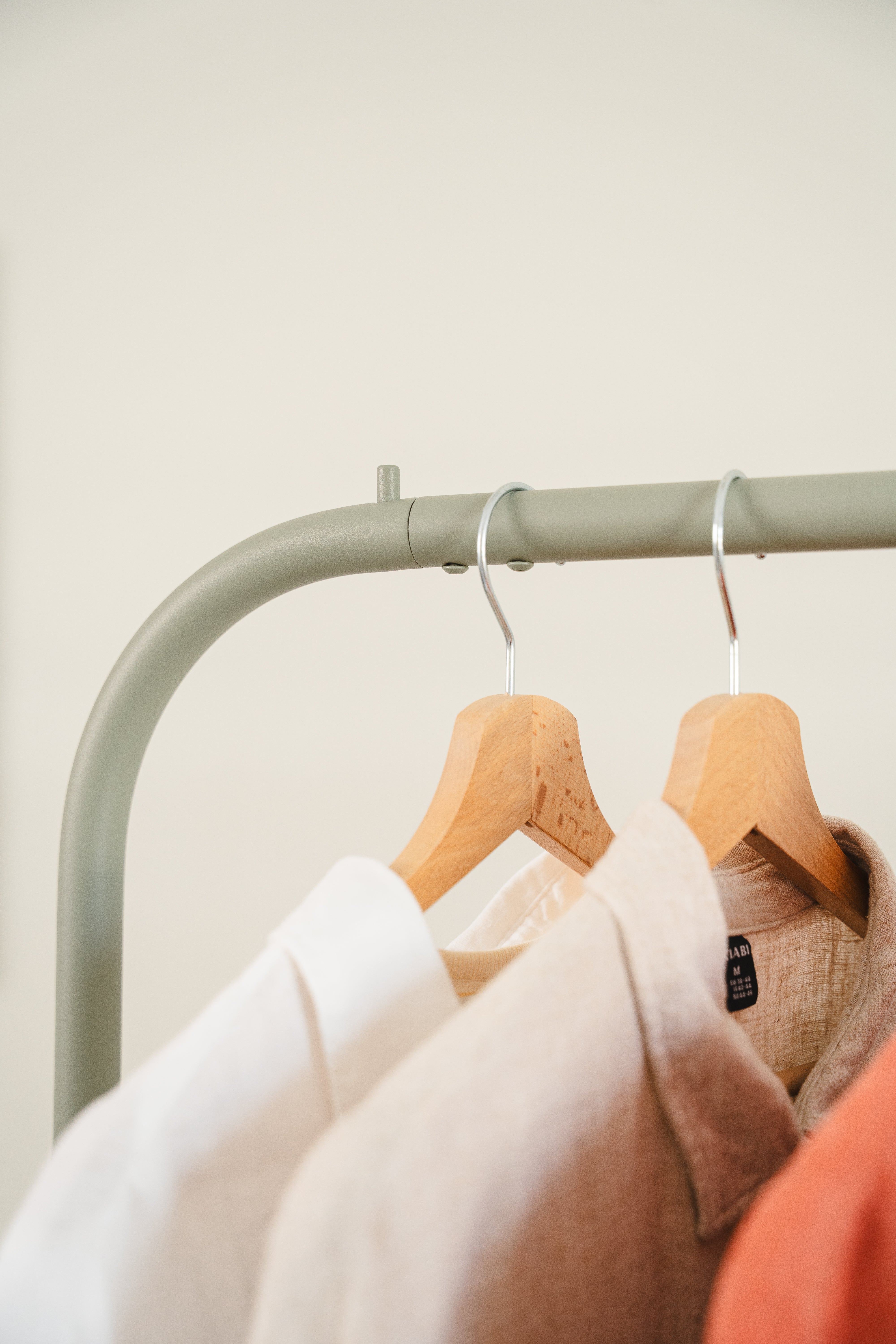 Oscar - Open Wardrobe