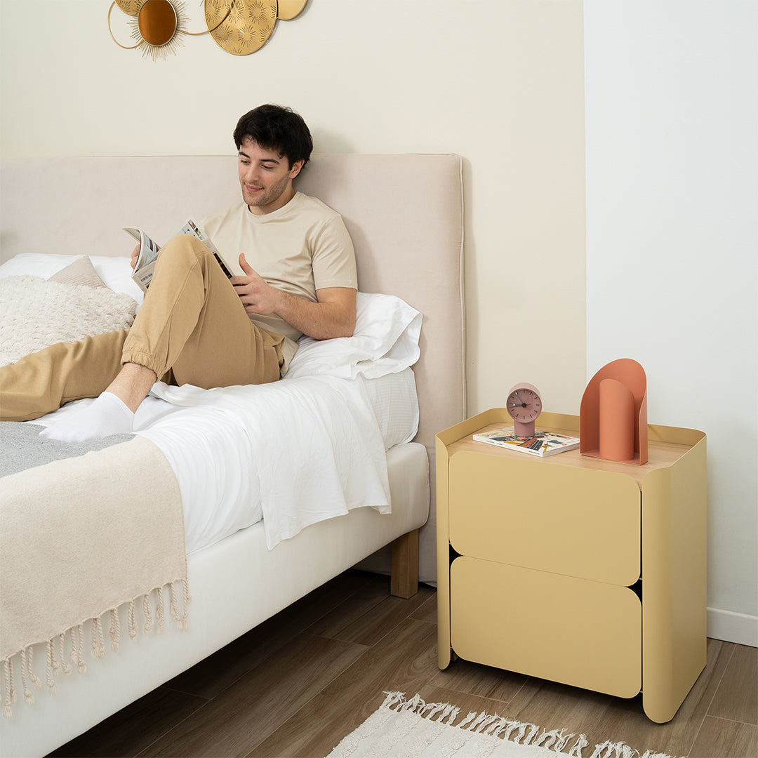 Lirio - Bedside table