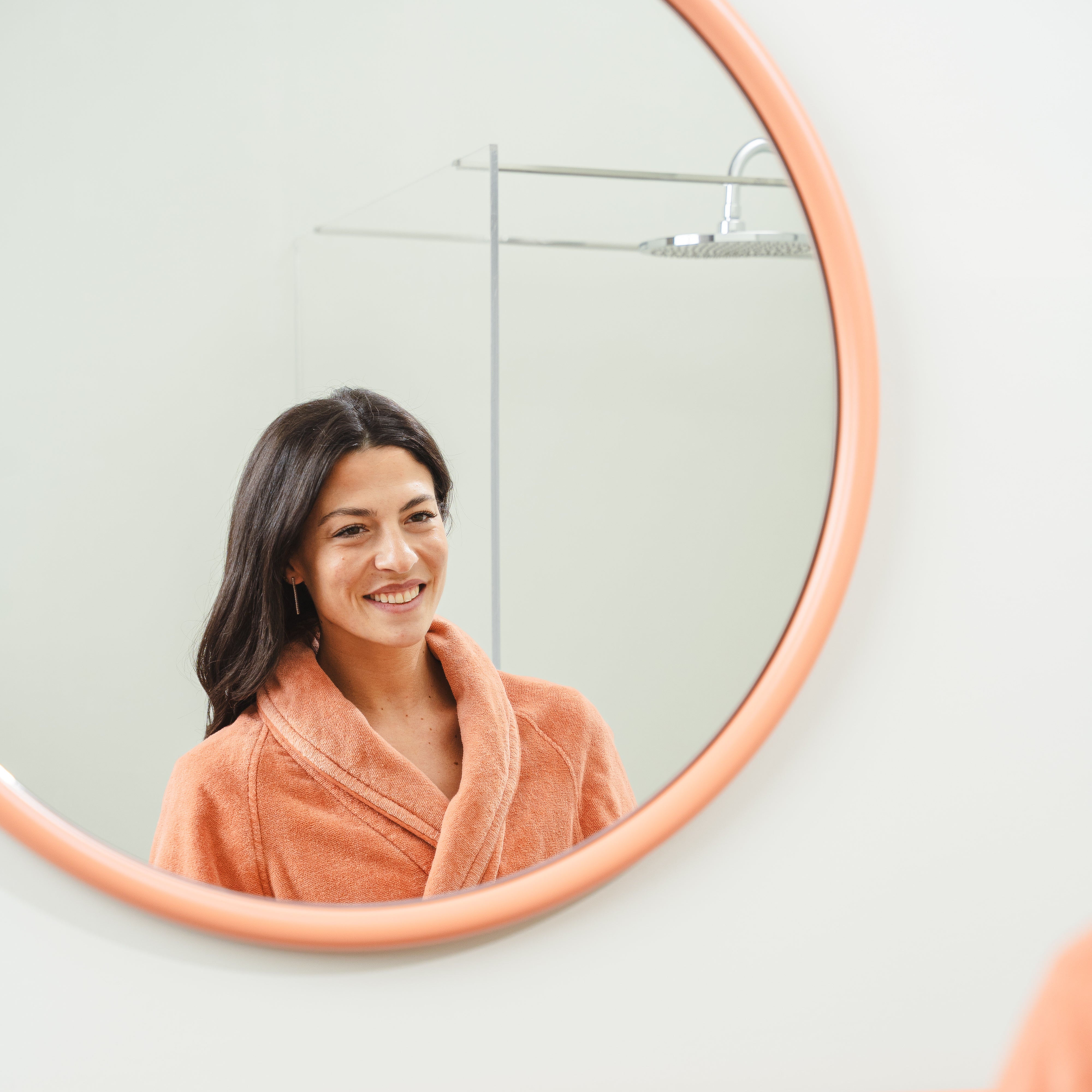 Odelia - Round Mirror