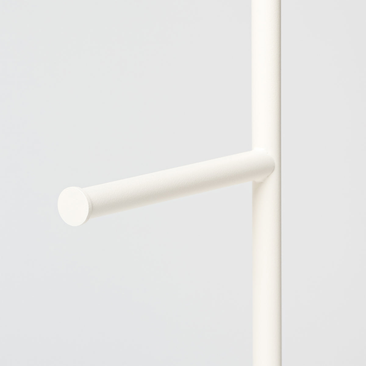 Ionica - Freistehender Handtuch-und-WC-Rollenhalter