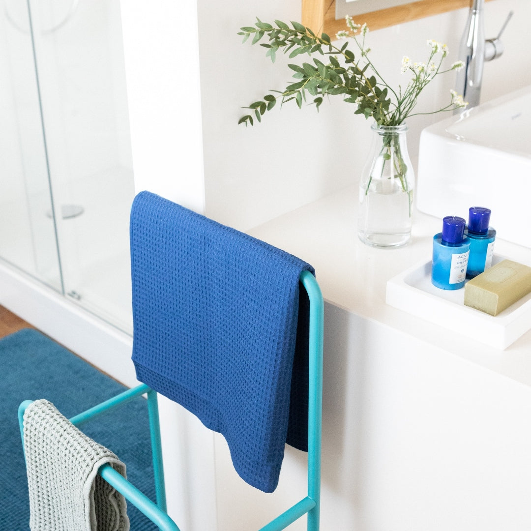 Adriatica freestanding towel rack - Light Teal