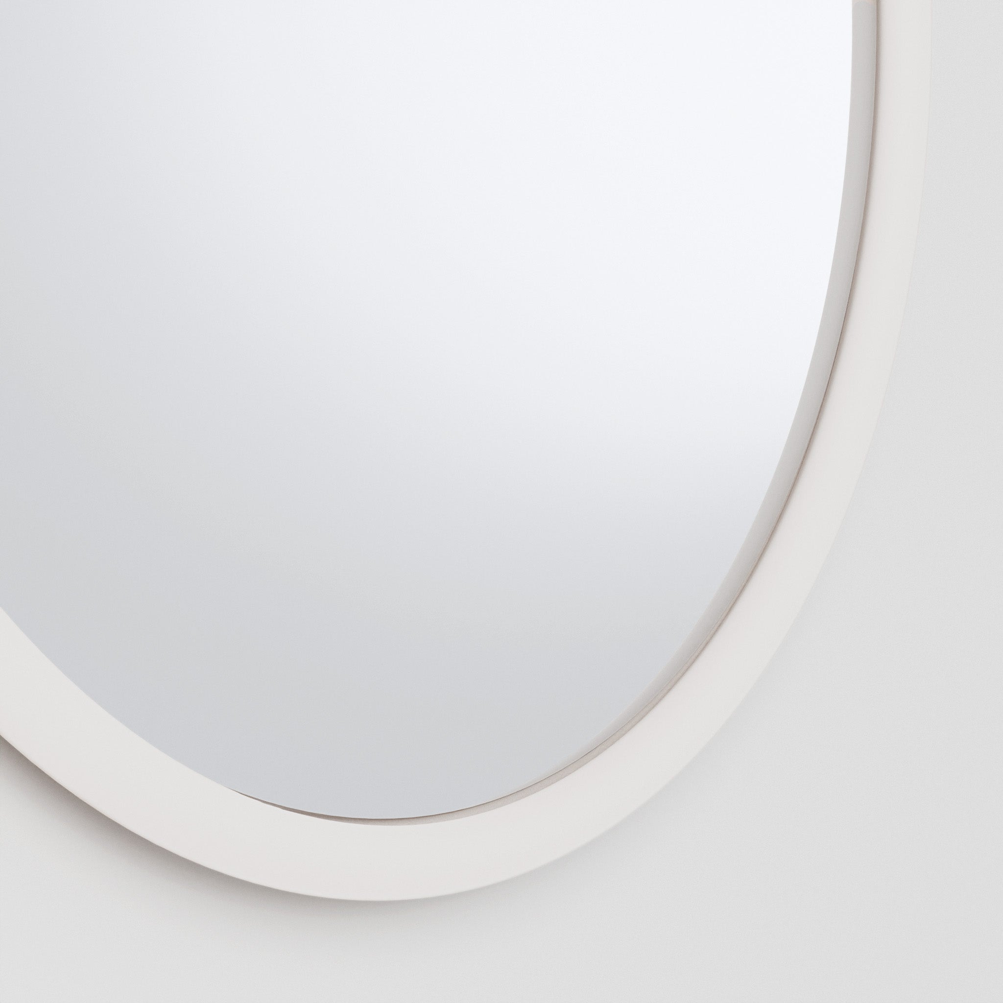 Odelia - Round Mirror