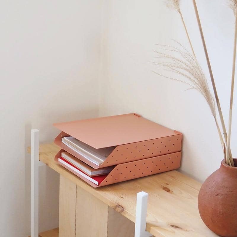 Charta - Document Holder