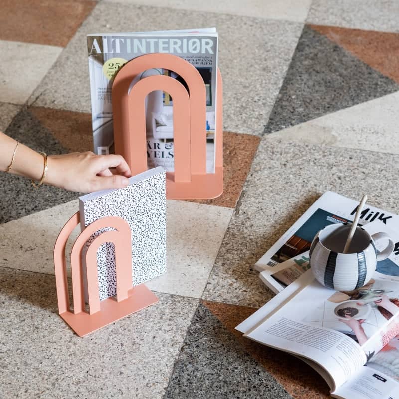 Accademia - Magazine rack