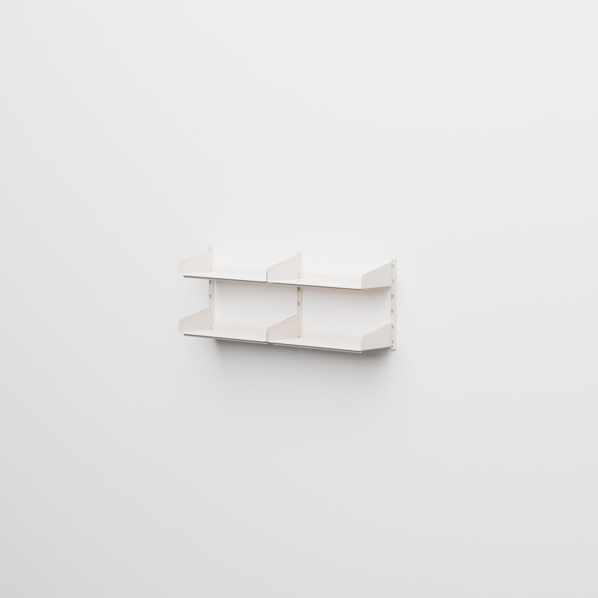 Linnea - Sistema Modulare a Parete con 4 mensole da 60 cm, Campata doppia - Bianco Conchiglia (RAL9001)